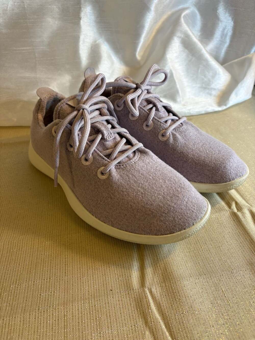 Allbirds Women's Wool Runners Lavender Sneakers Size 9